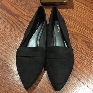Black Flats Size 10 - like NEW! faux suede